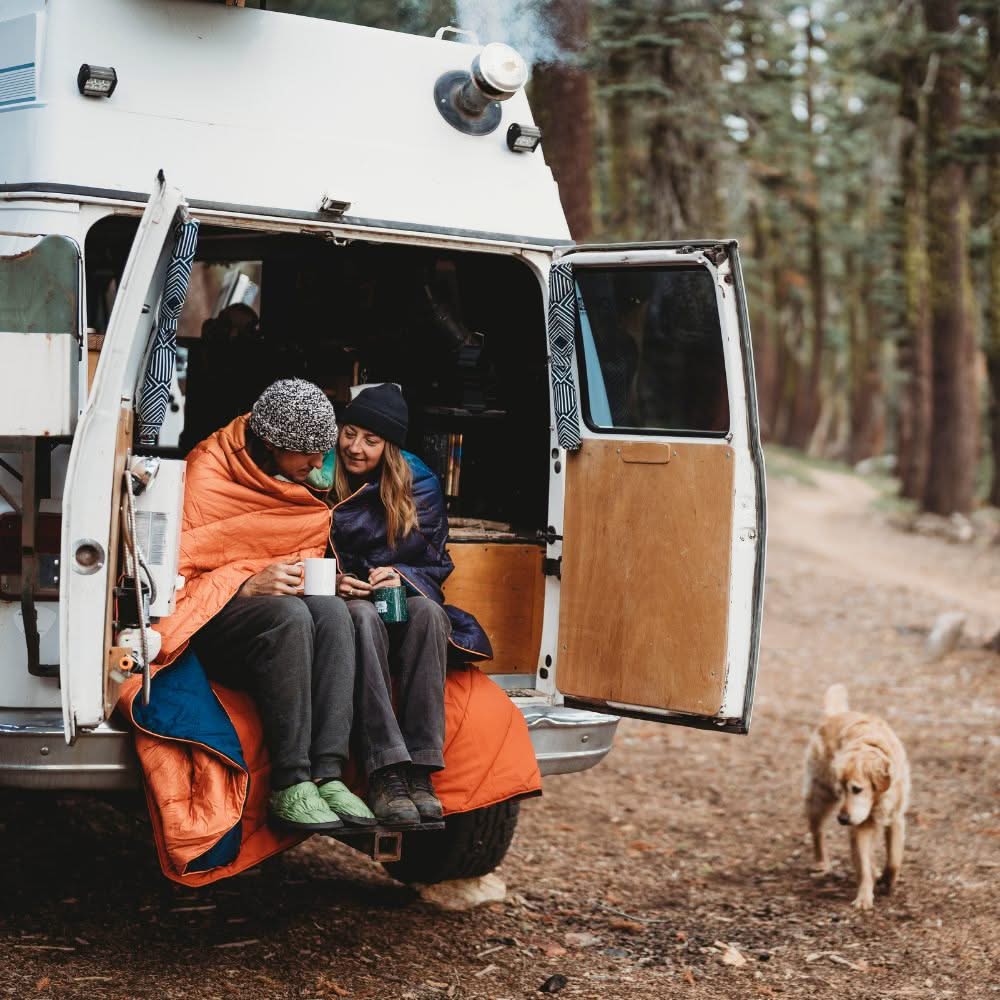 Original Puffy 2 Person Blanket - Baja Fade - Image 9