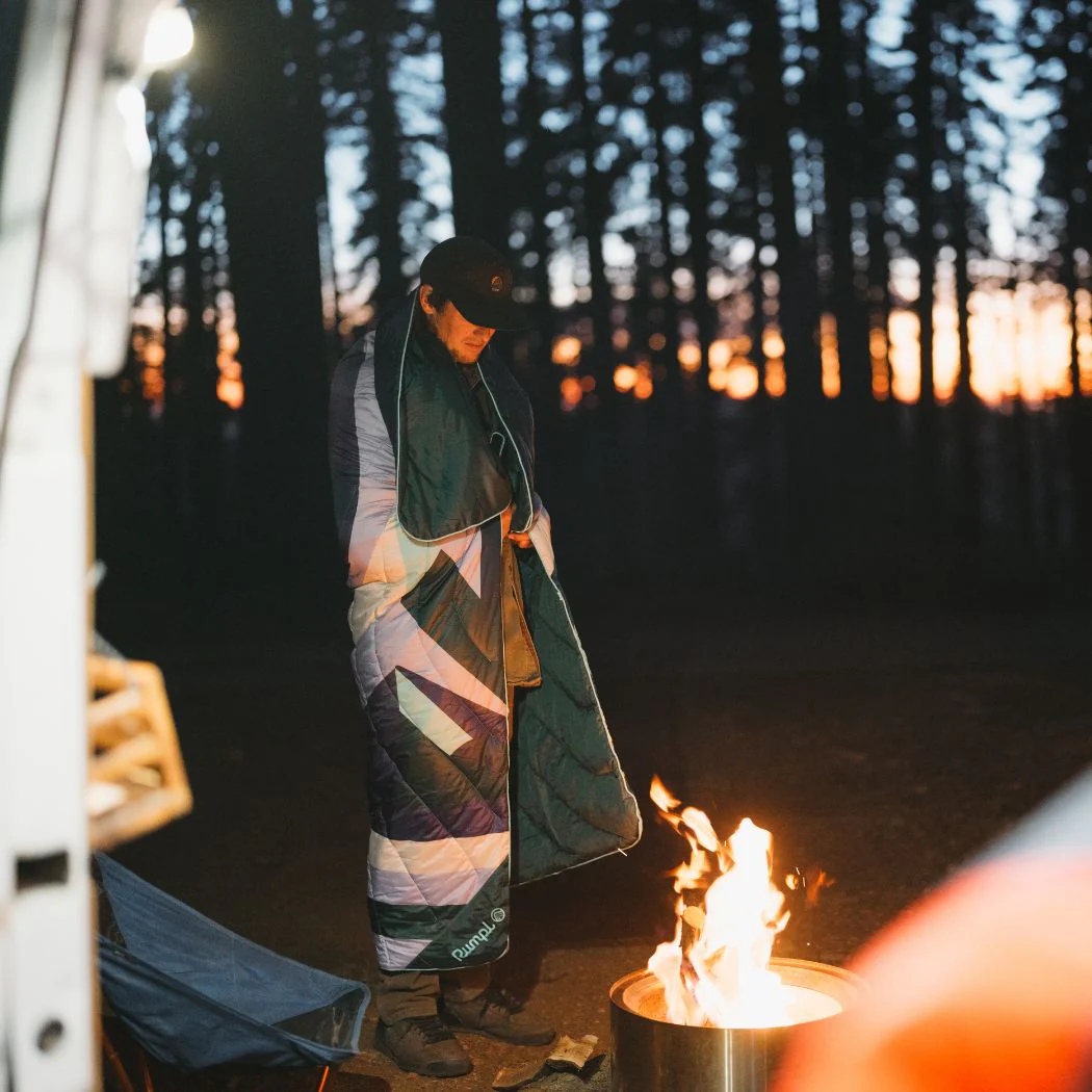 Original Puffy Blanket - Lavender Peak Eclipse - Image 9