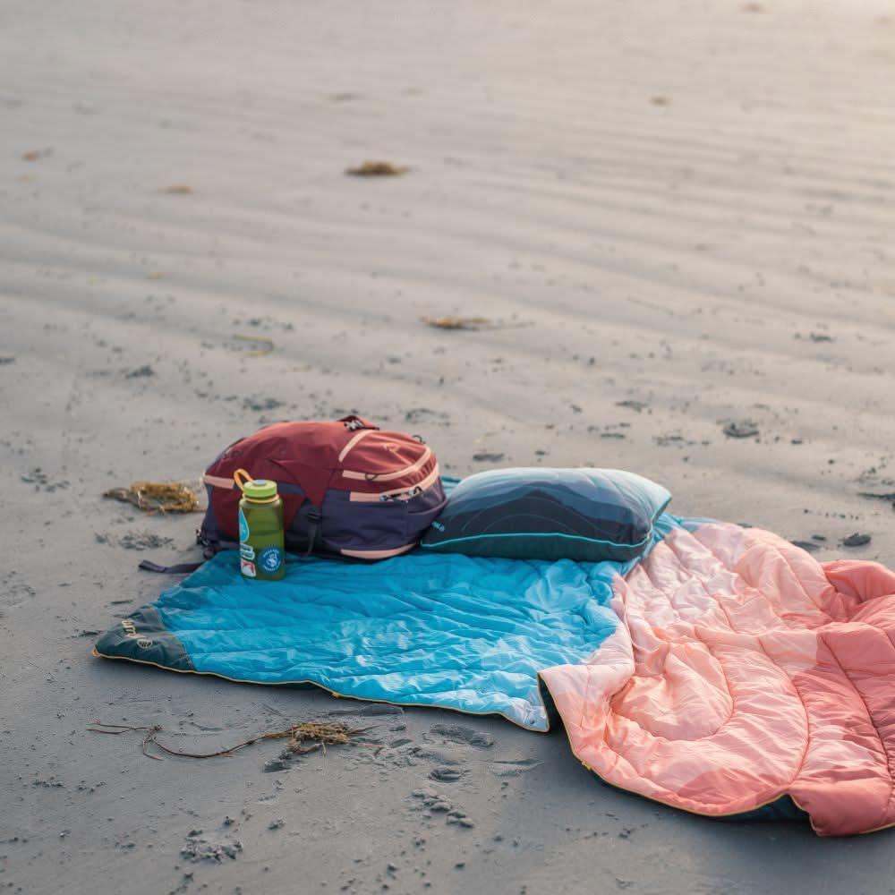 Original Puffy Blanket - Rocky Mountain Sunset Fade - Image 9