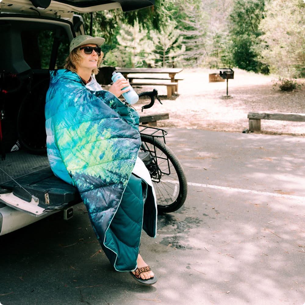 Original Puffy Blanket - Olympic Fog - Image 10